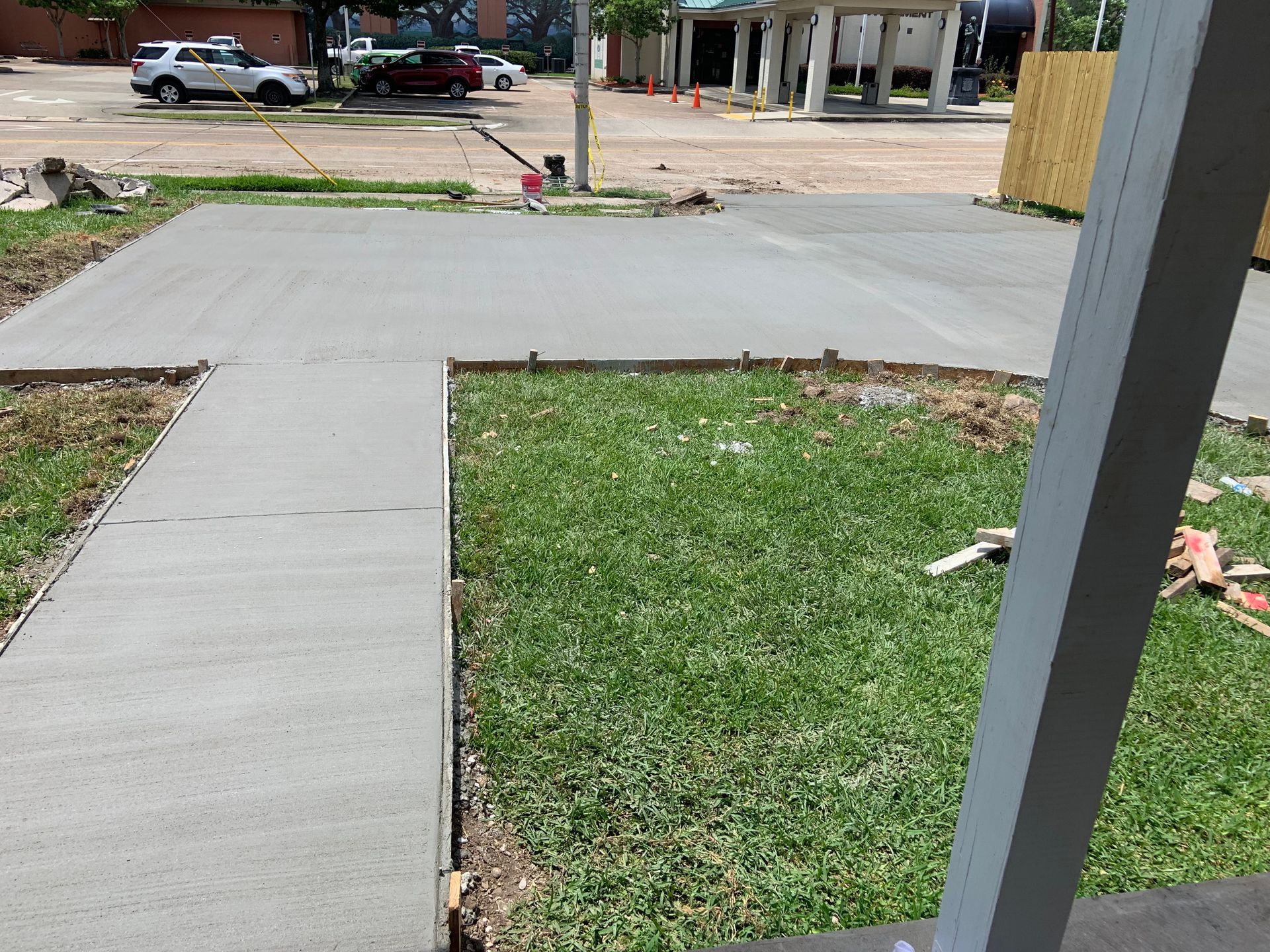 concrete walkway in Broussard LA
