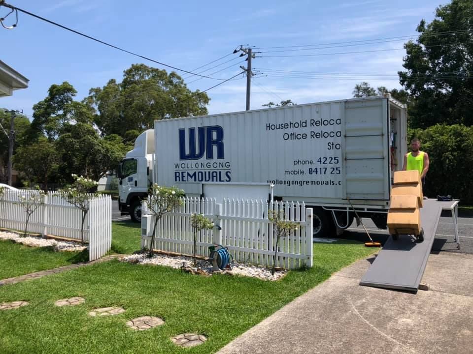 Wollongong Removals Mover — Wollongong, NSW — Wollongong Removals