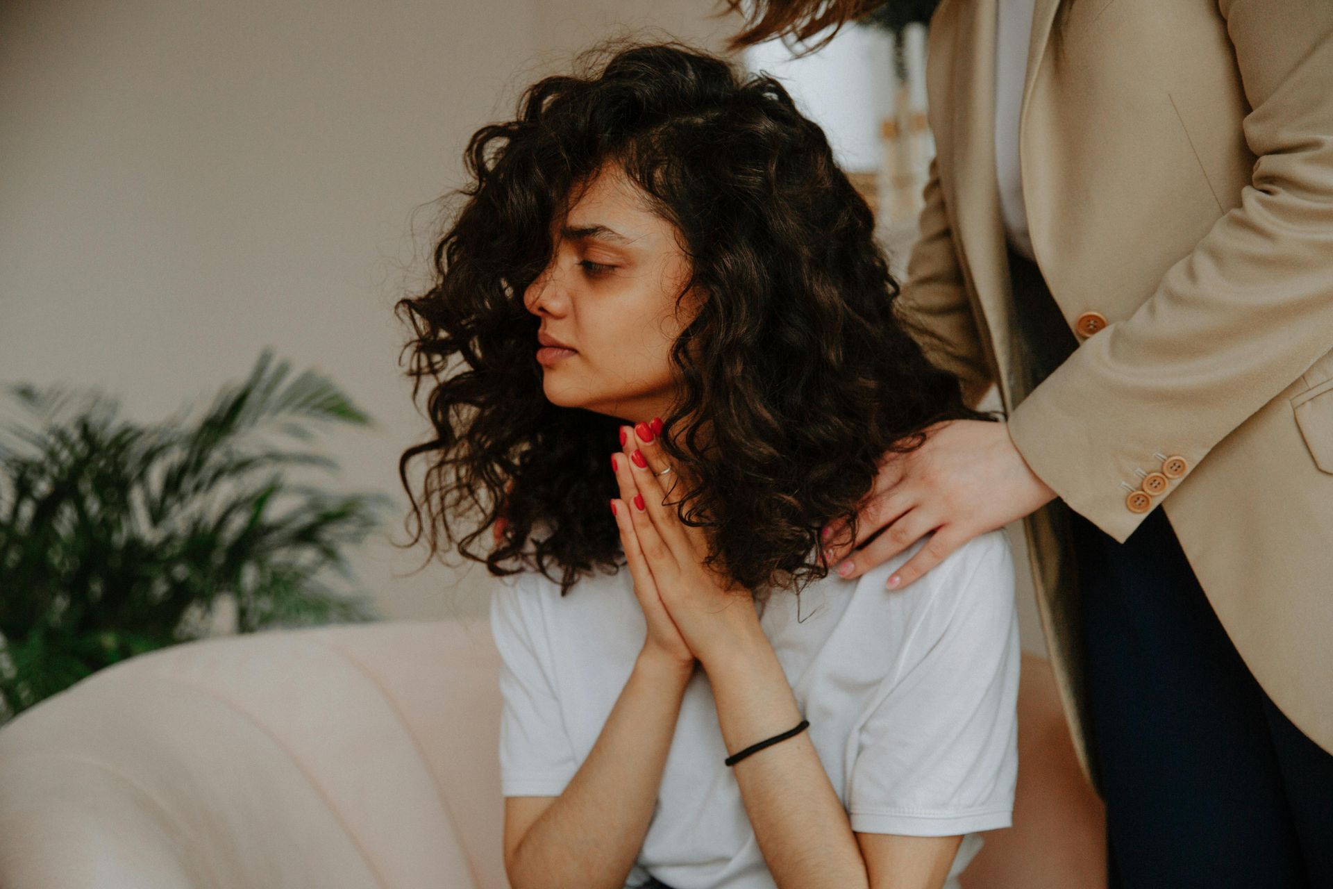 When to see a depression therapist: signs of depression in women