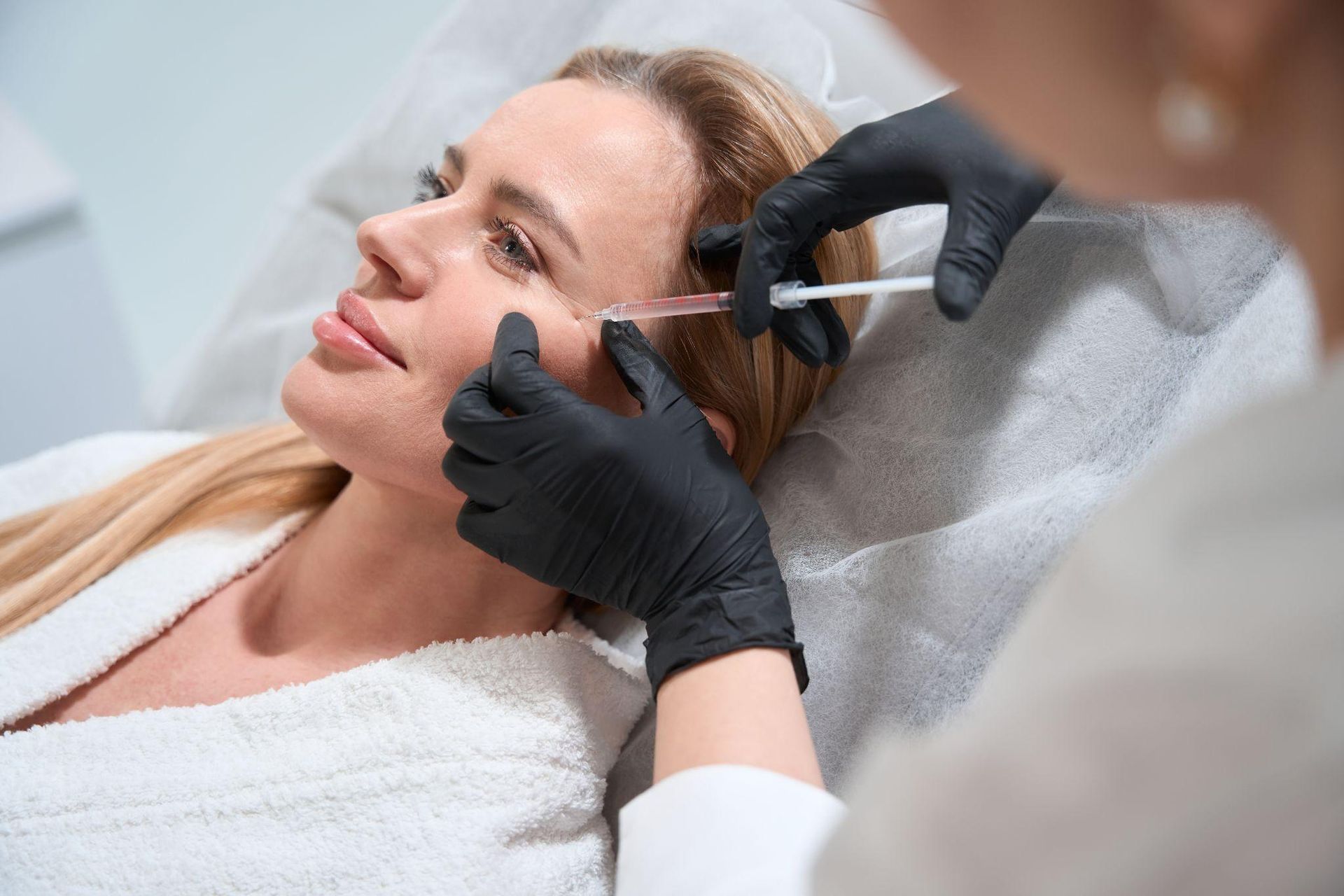 What Happens During a Cheek Filler Procedure