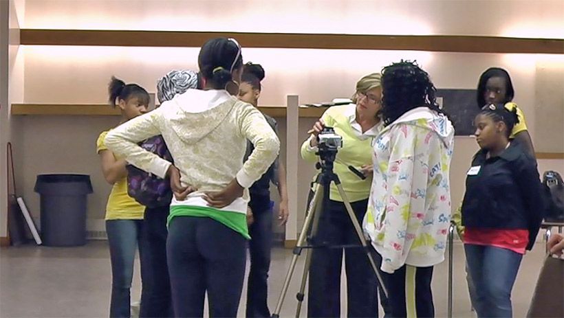 Shelley empowers young women of priority neighbourhoods to record, direct, and produce