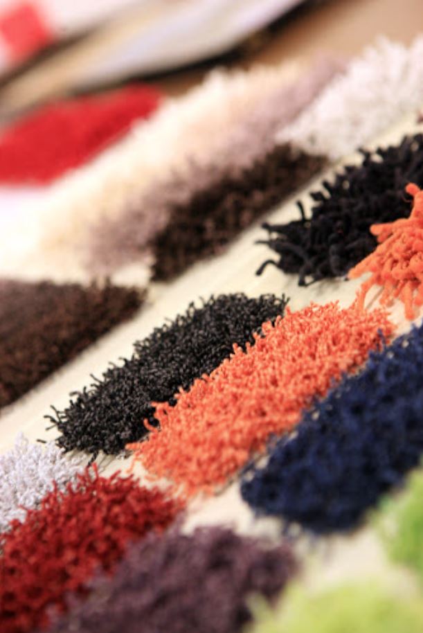 moquette di diversi colori