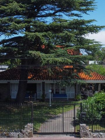 Las Gardenias I