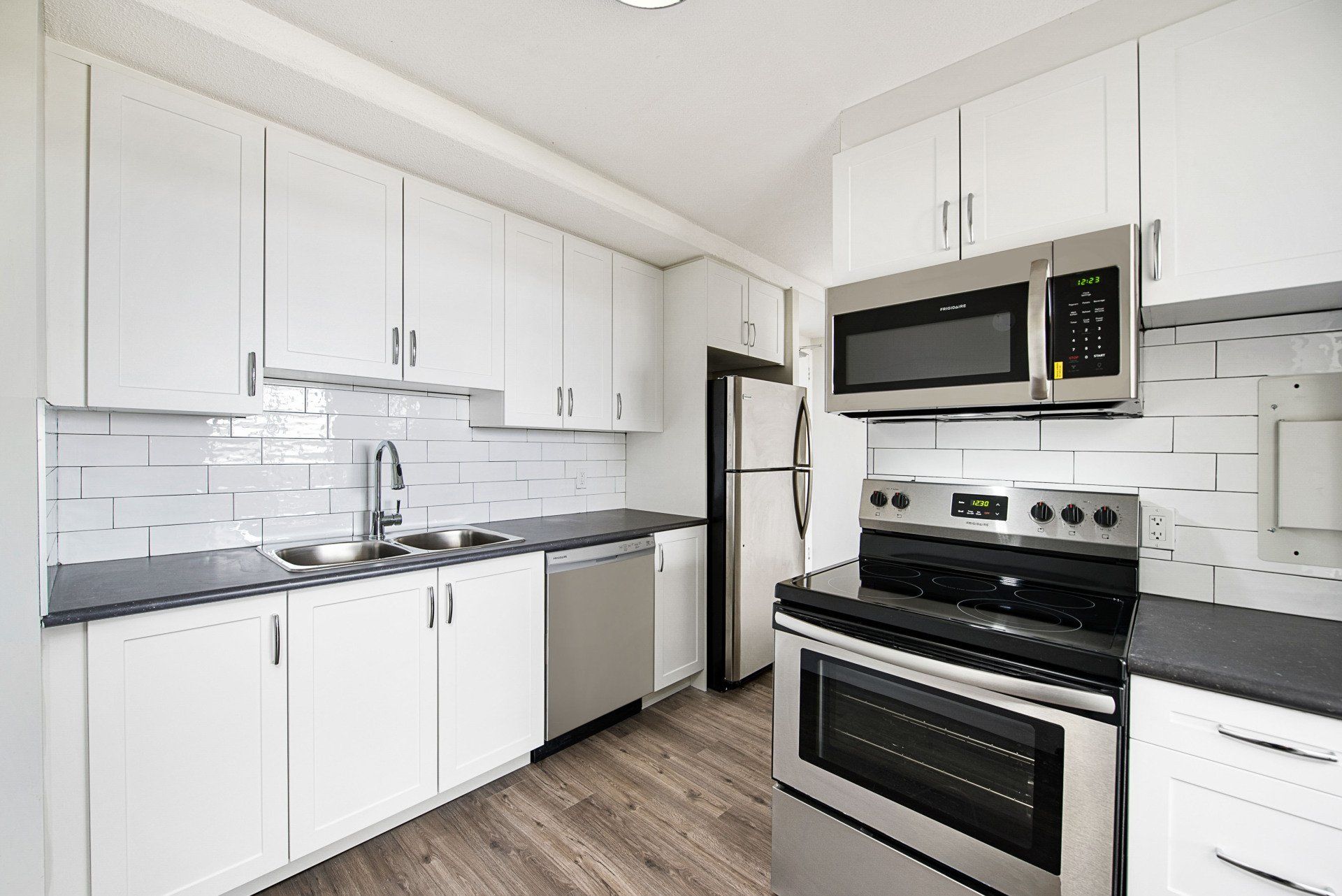 1, 2, & 3 Bedroom Apartments WestWinds