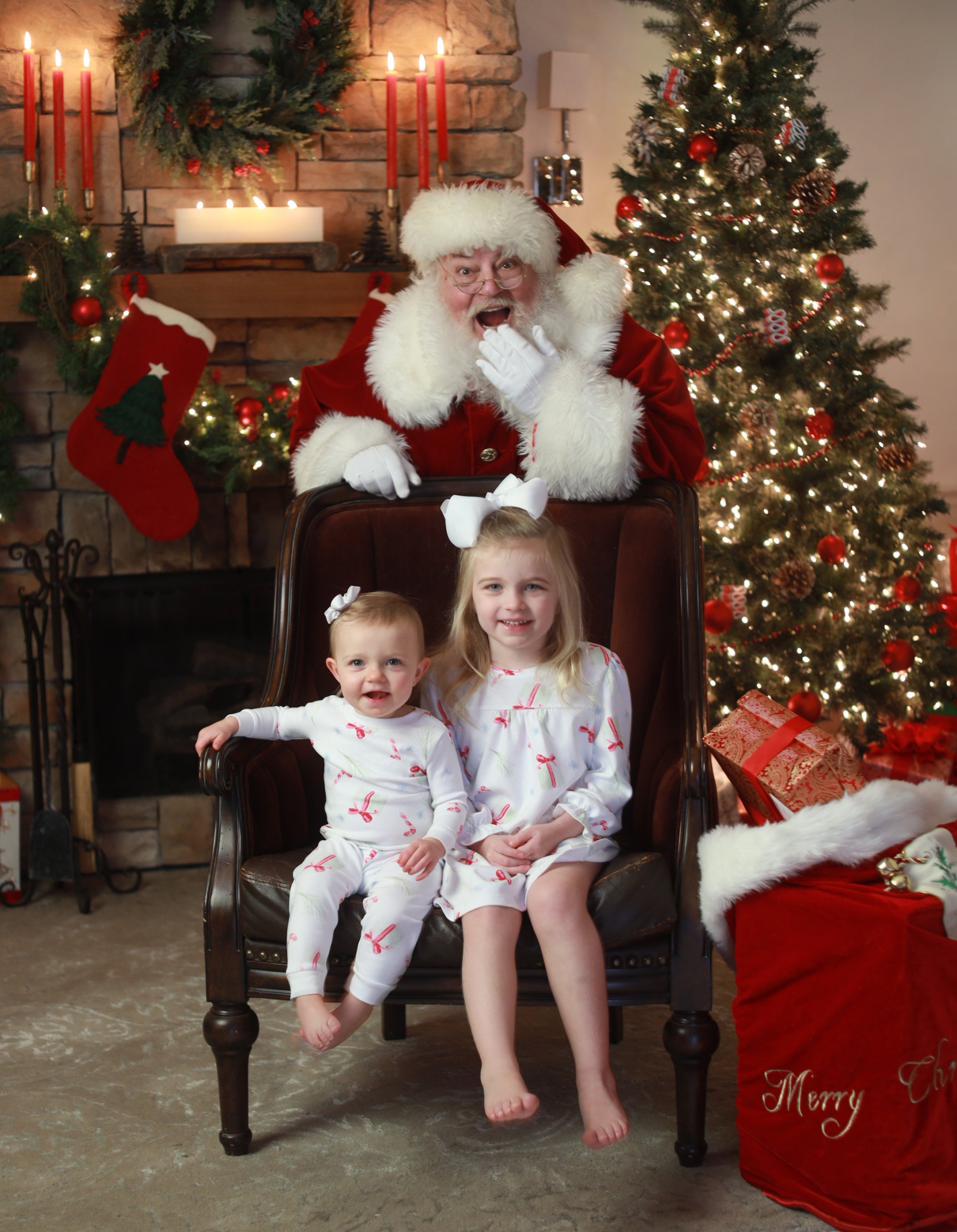 Santa Photos with Children - Nashville, TN