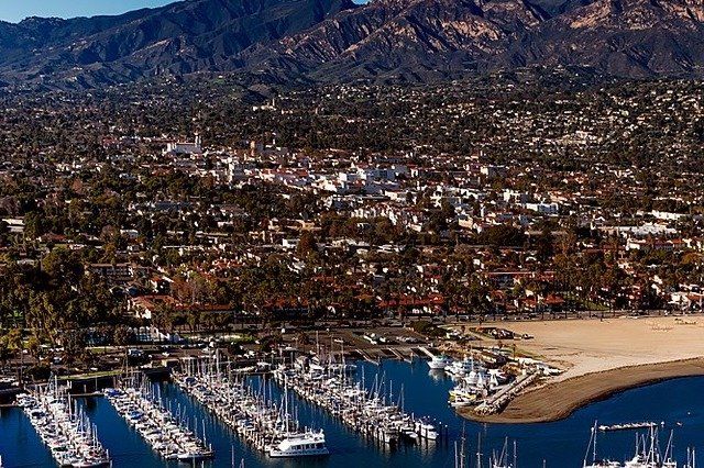 Beverly Hills to Santa Barbara Limo Service