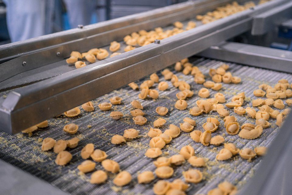 Tortellini machine