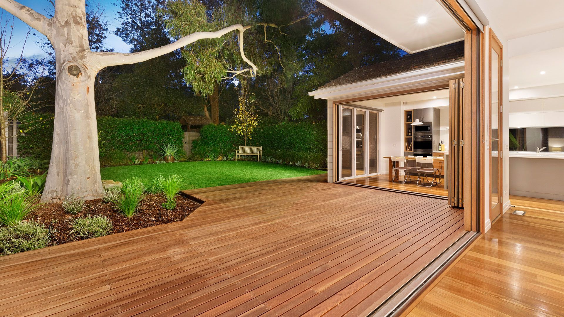 Backyard landscape design in Blackburn