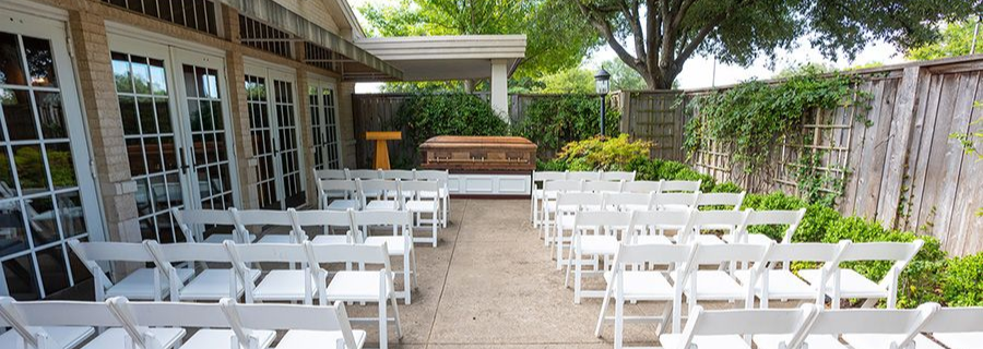 Ourdoor Funeral in Waco near China Spring, TX