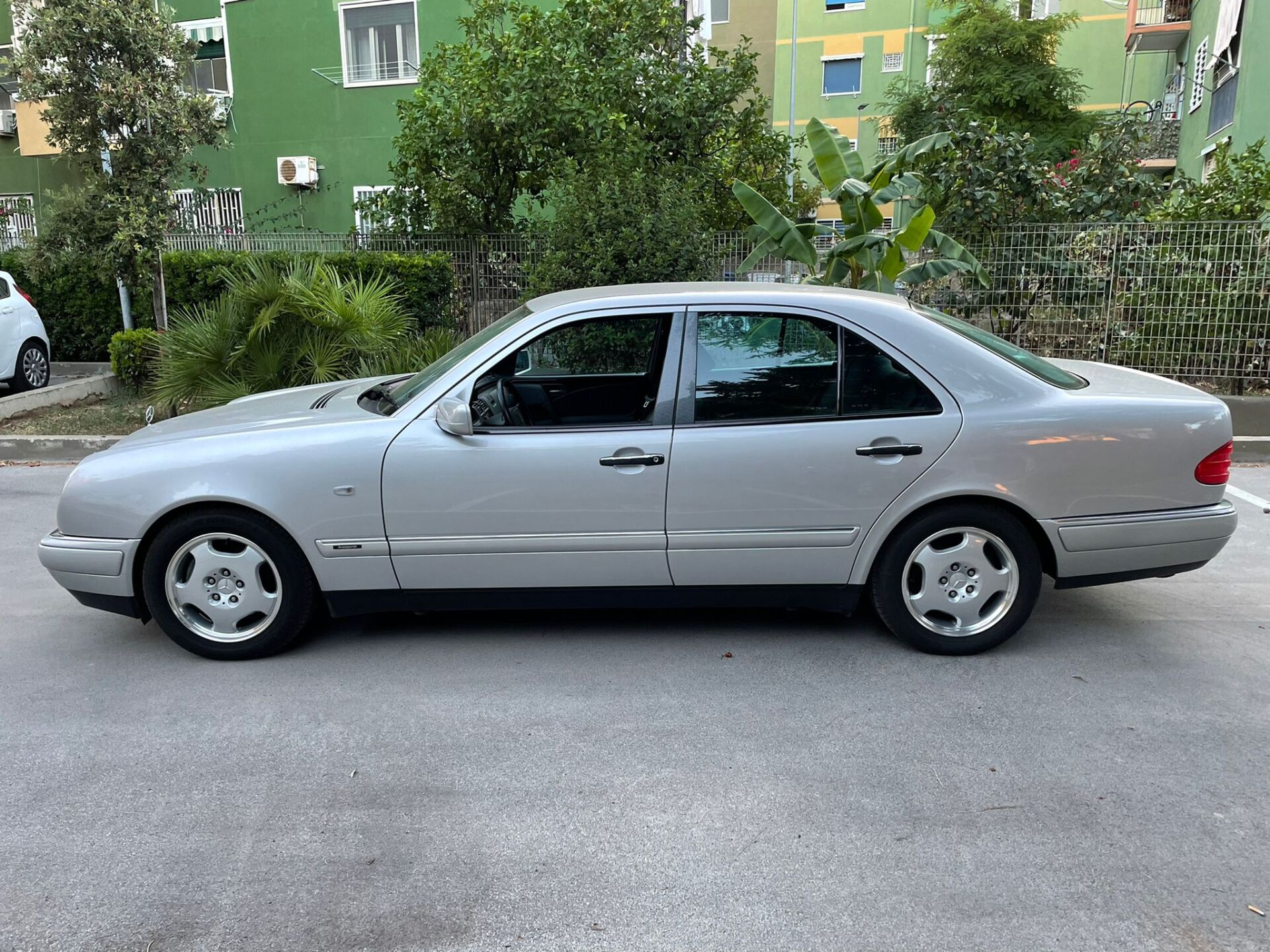 car hire