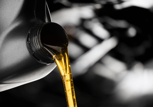 Should I use a heavier engine oil in the summer and a lighter oil in the winter?