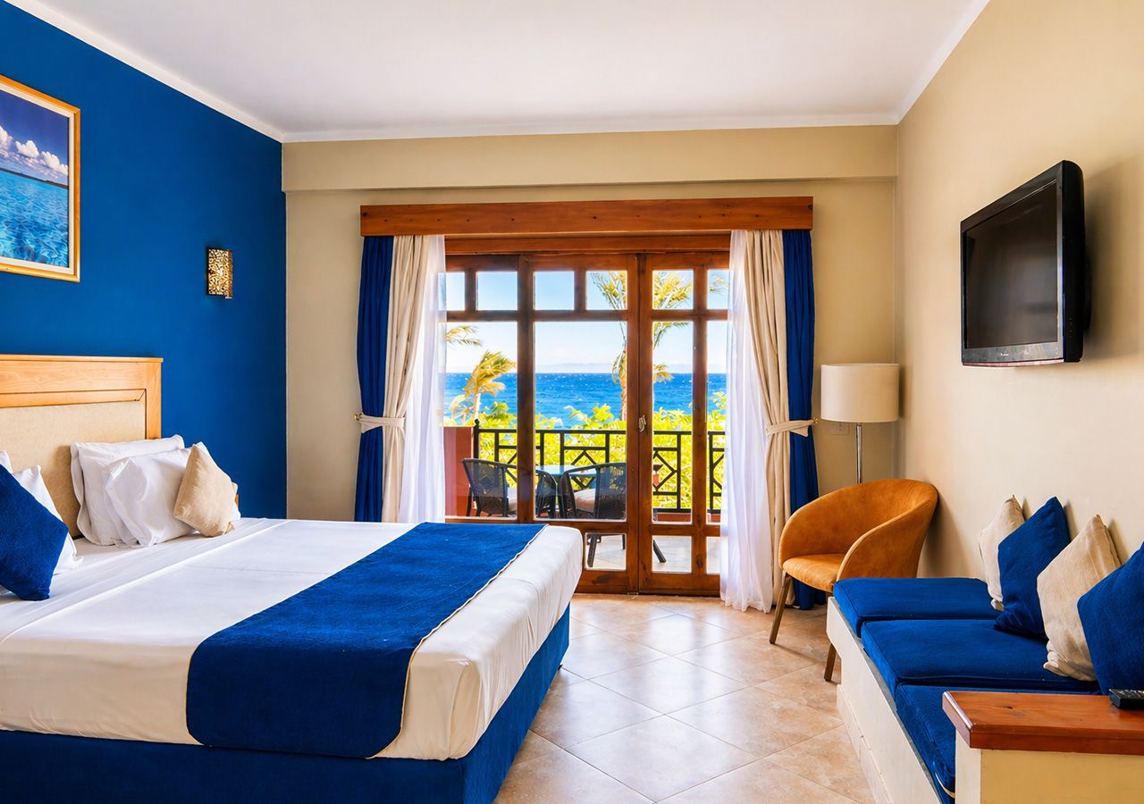 ROOMS & SUITES