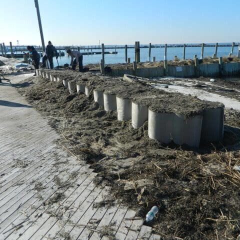 alternative sandbags called the Defencell flood defense barrier