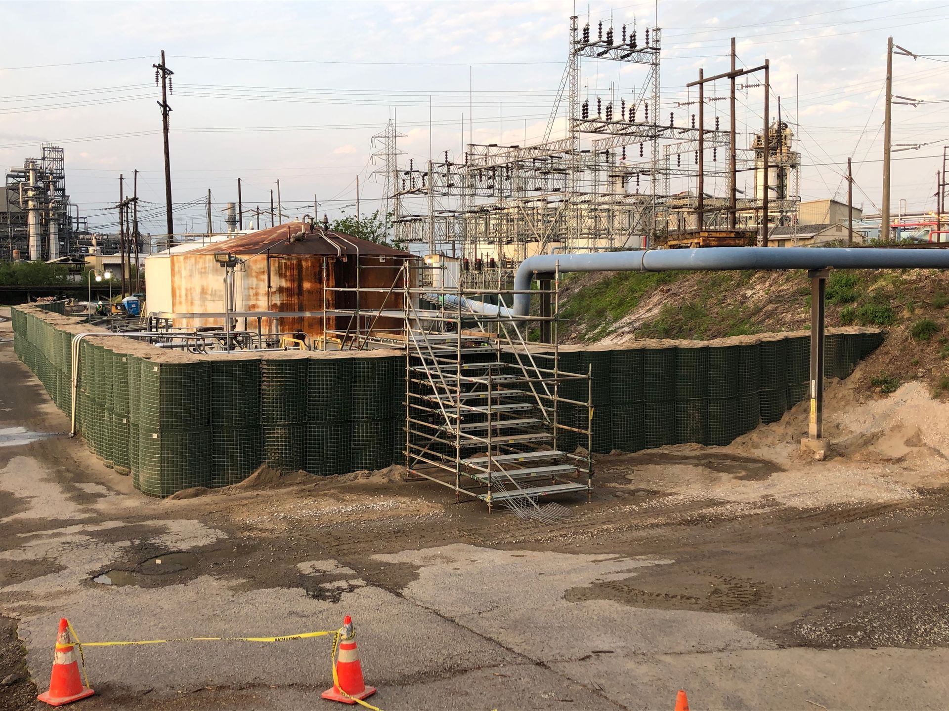 Flood Resiliency to protect infrastructure in the oil and gas industry from flooding 