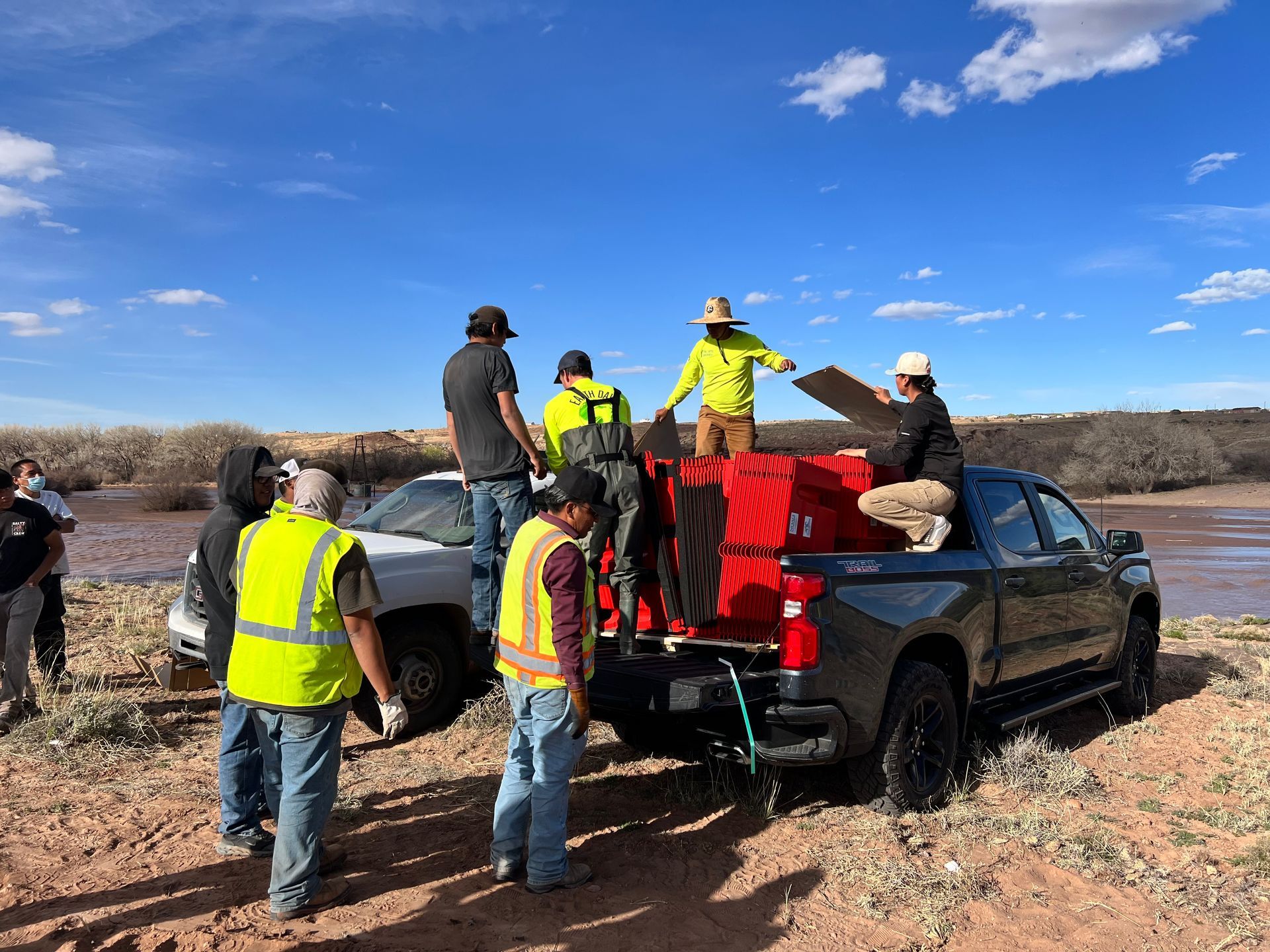 Over 1000 feet of the NOAQ Boxwall flood barrier can be loaded into the back of a pickup truck.