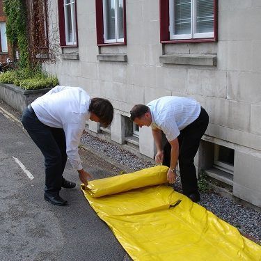 Mobile Flood Barriers