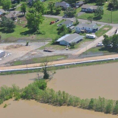 How to create a DIY Berm using Defencell Barriers for Flood Protection