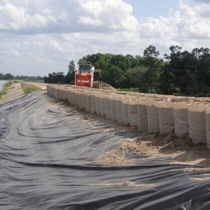 Emergency Flood Protection Barriers using the Defencell Sandbag System