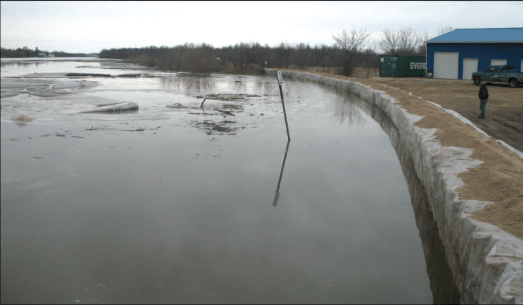 Emergency Flood Protection Similar to Sandbags using Defencell