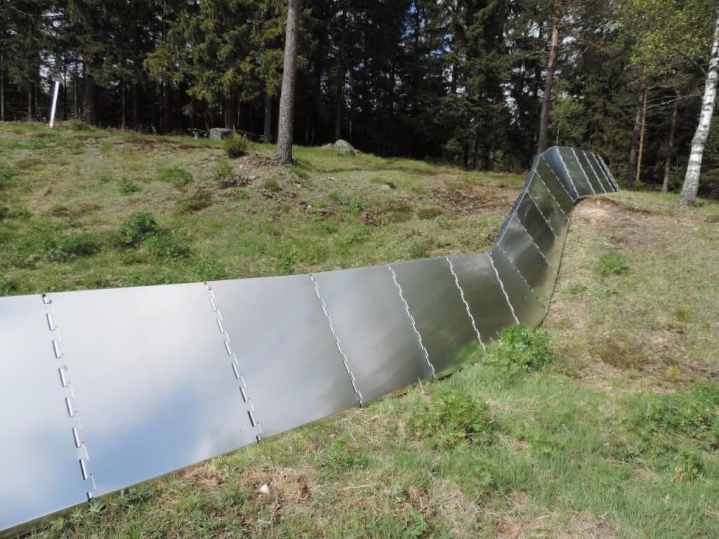 barrier for uneven ground