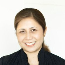 Dr Nerissa Aquino headshot of A's Progressive Dental