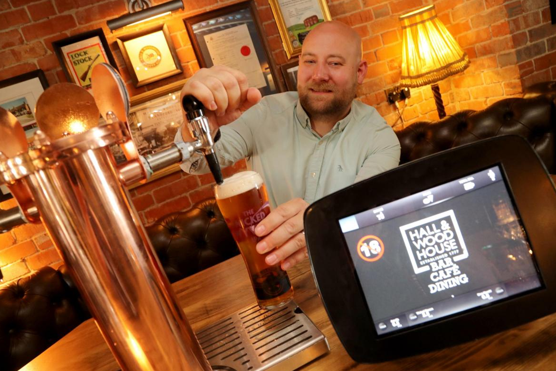 Hall & Woodhouse, iPad Menu & self-serve beer tap on table