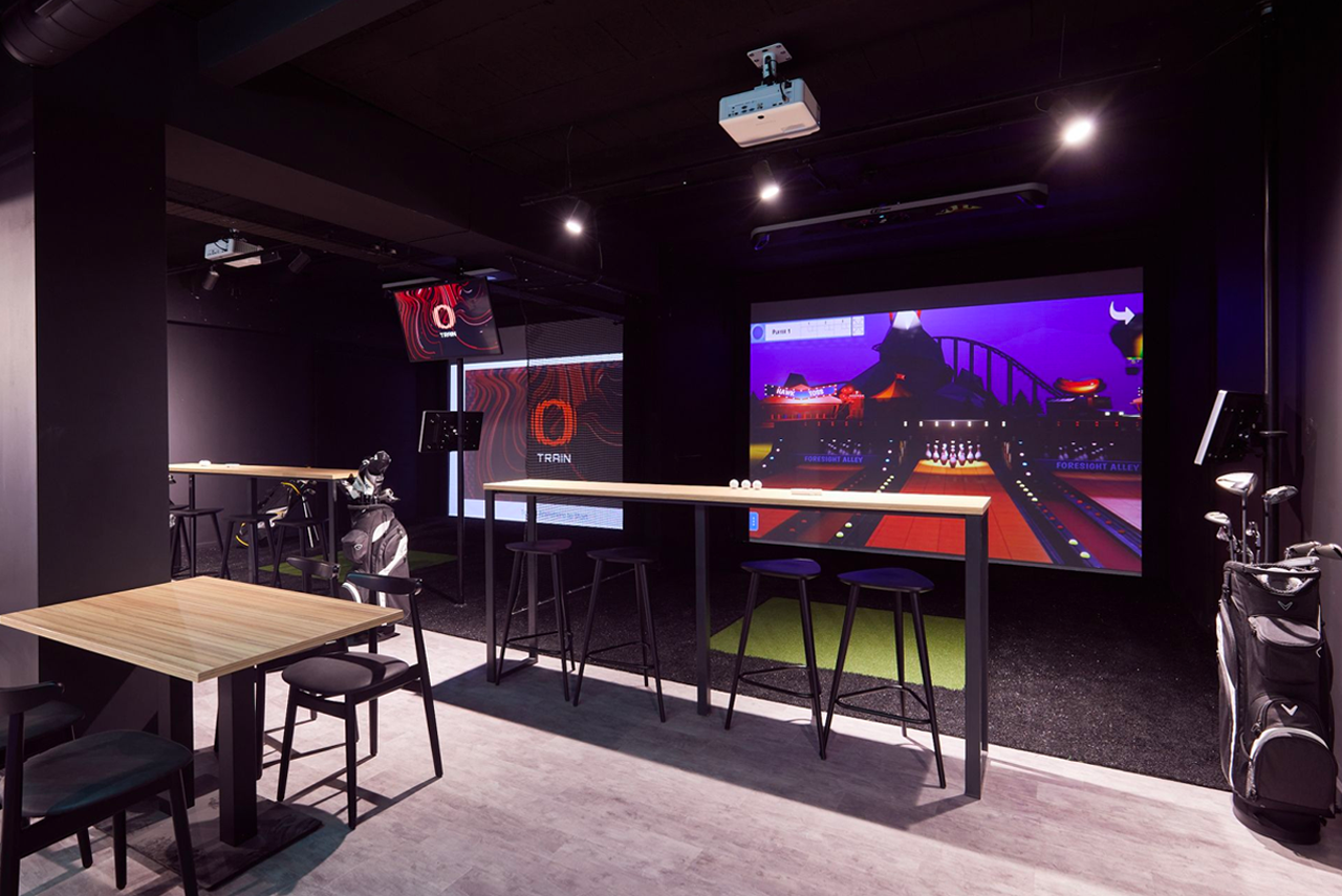 Hukd, golf simulators