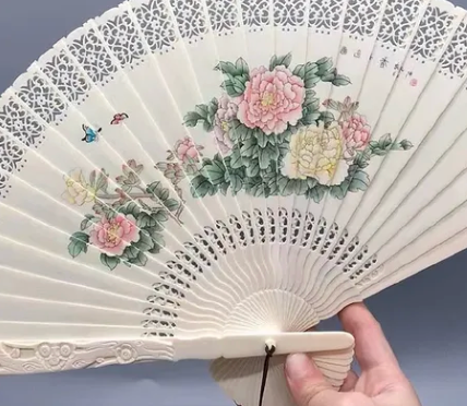 花開富貴牙扇賞擺