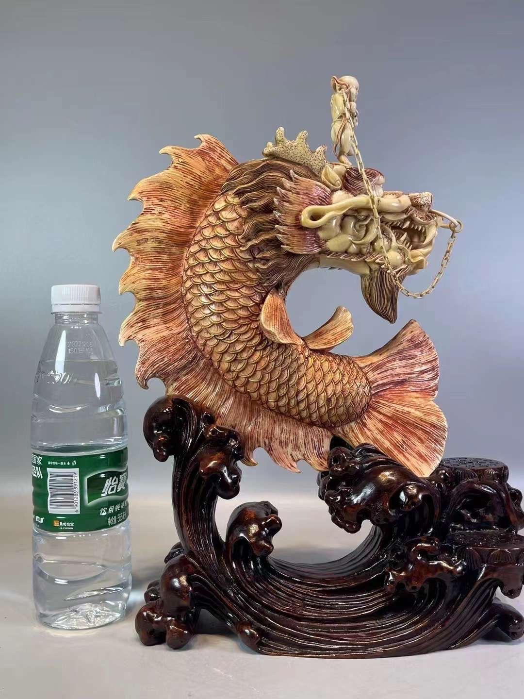 《游魚化龍》
