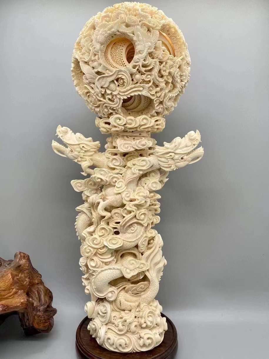 《龍蟠鬼工球》