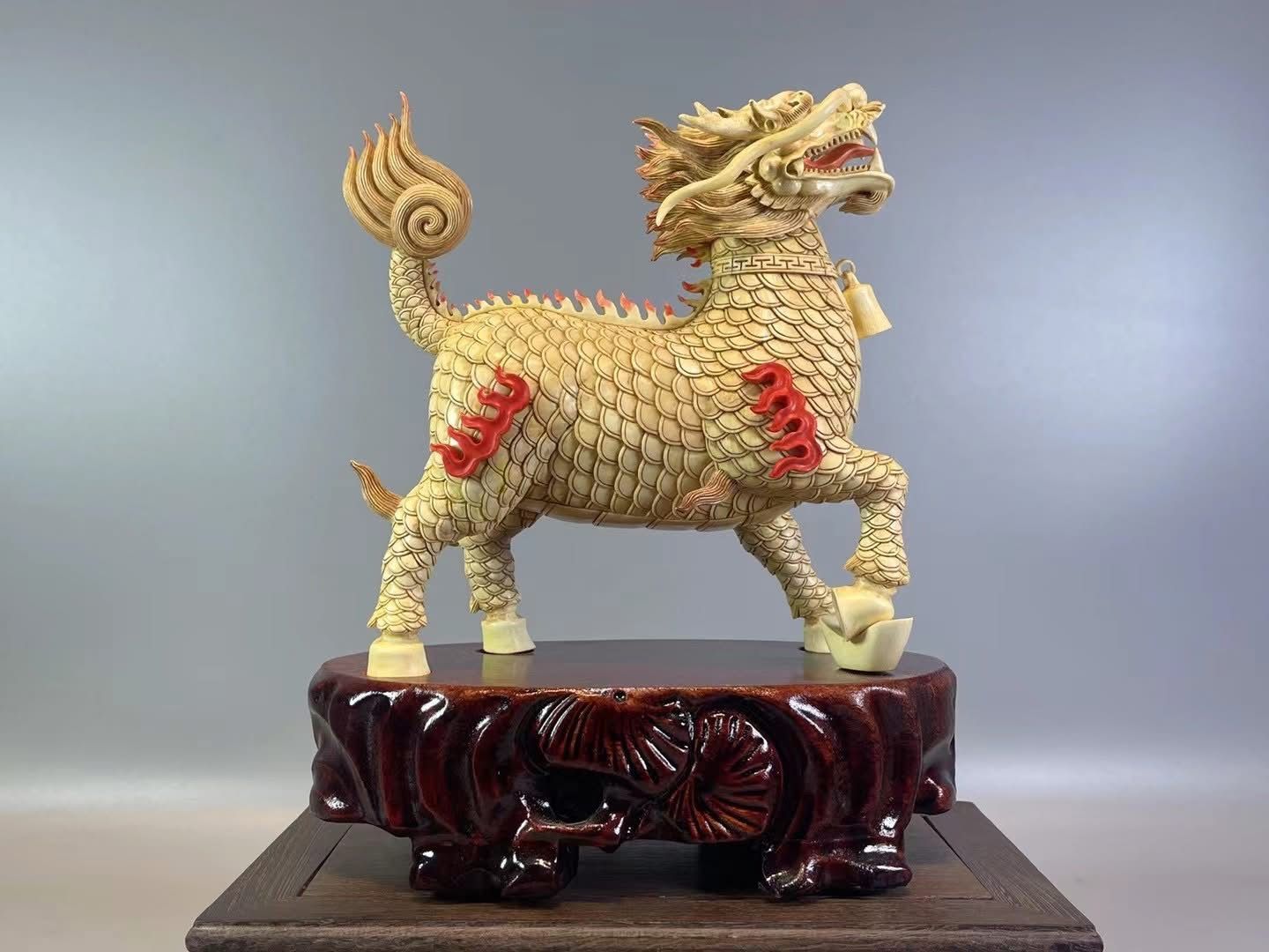 【麒麟獻寶】
