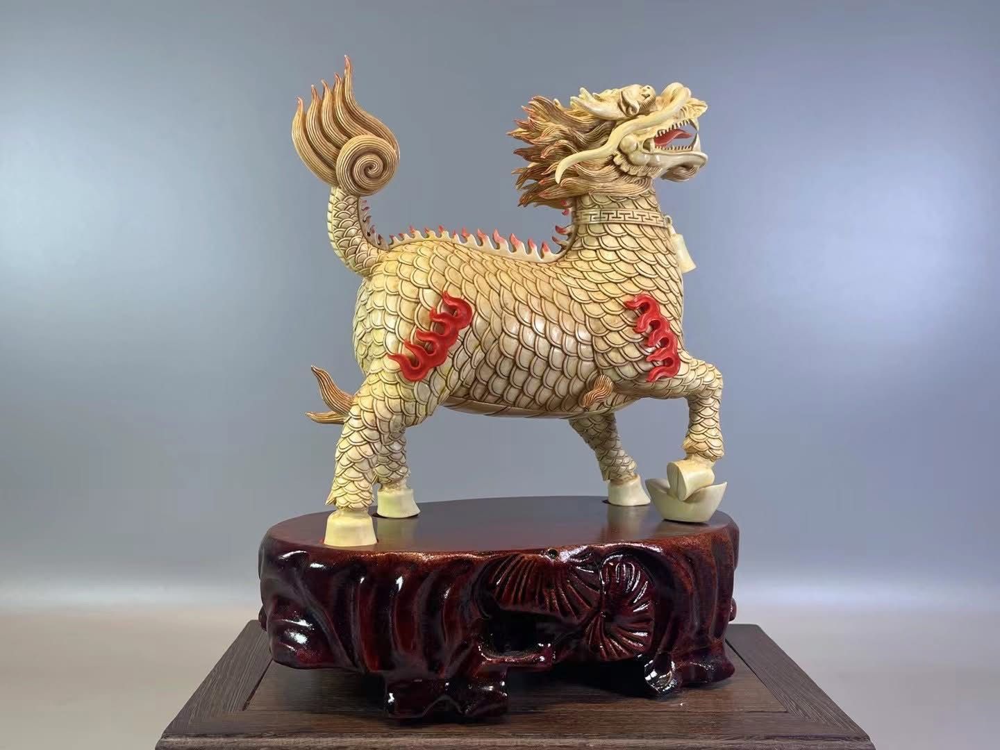 【麒麟獻寶】