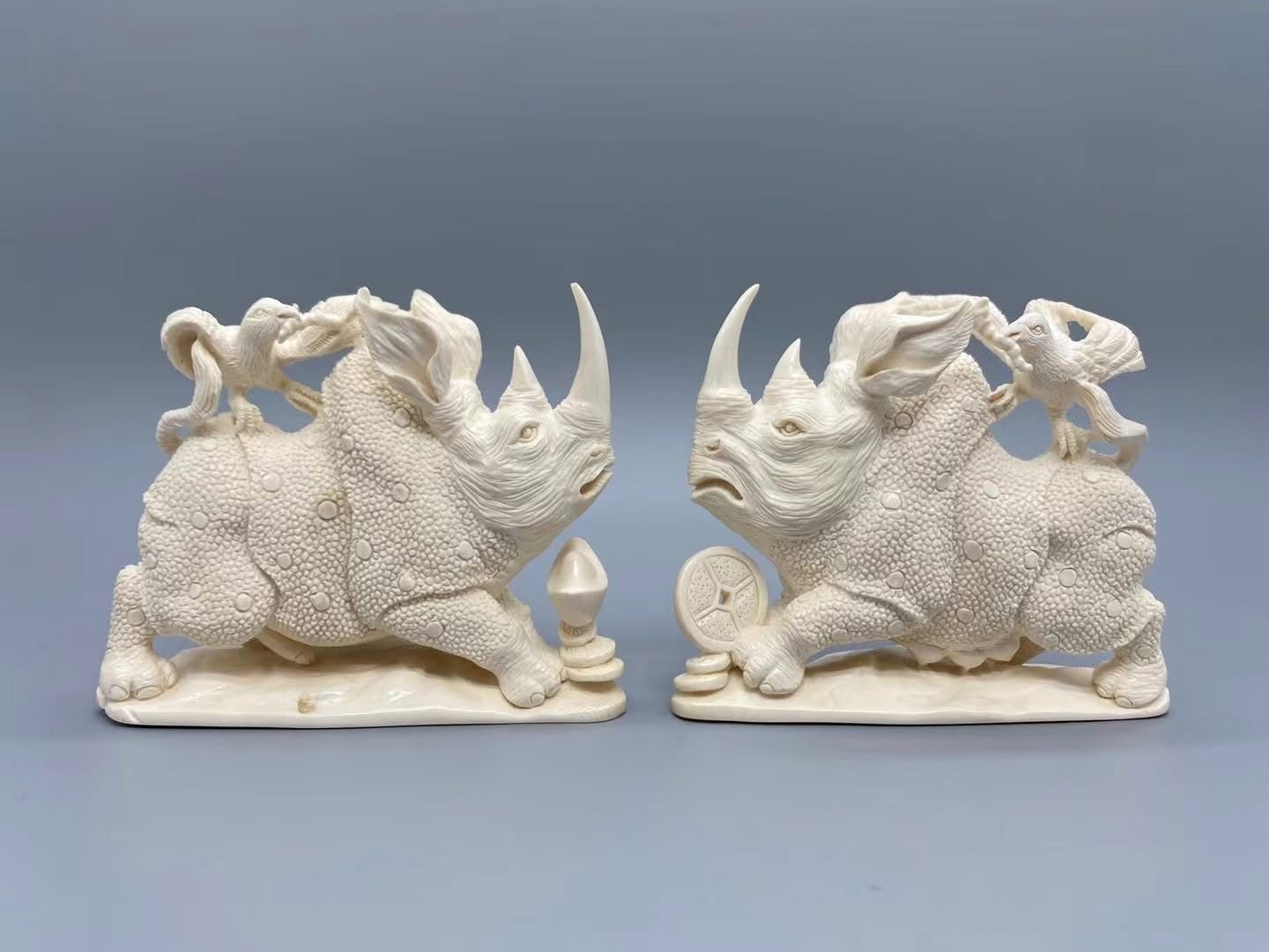 【心有靈犀】成對象牙雕刻犀牛