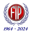Logo circolare rosso con le lettere argentate “FIP” contornate di rosso e nero