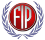 Logo circolare rosso di FIP, con lettere bordate d’argento su sfondo bianco