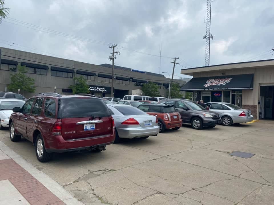 Auto Repair Shop Exterior And Customer Parking Area | 4th Street Auto Care Center