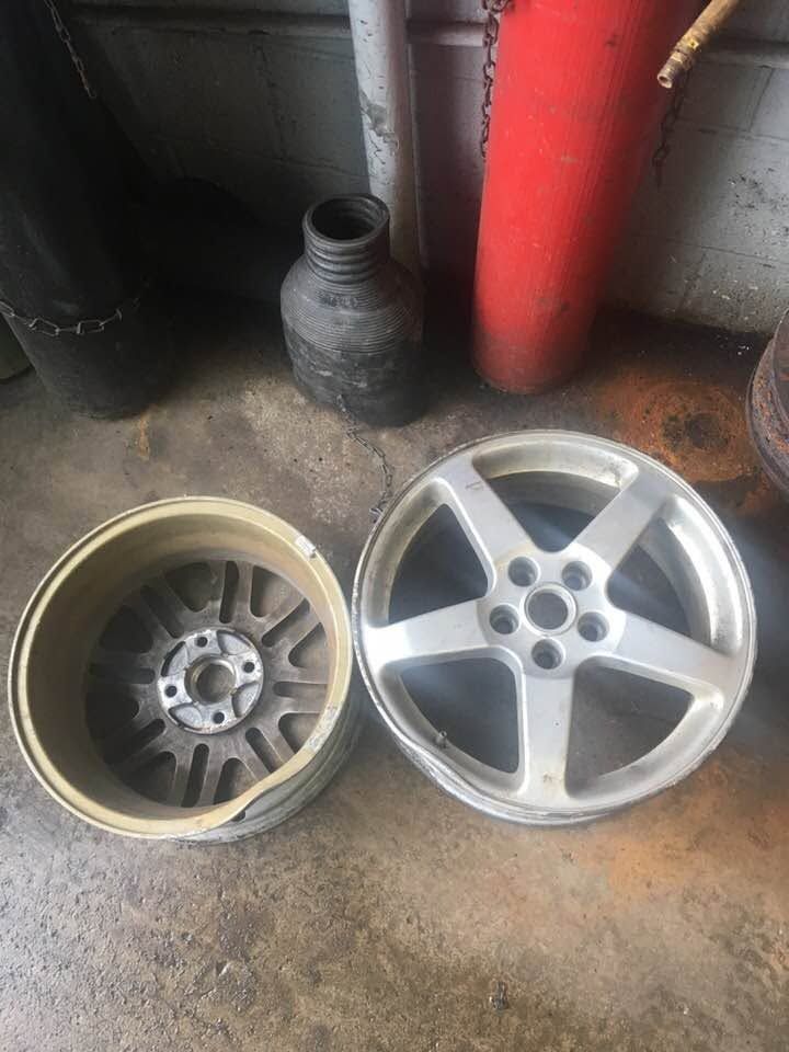 Removed Vehicle Wheels During Auto Repair Service | 4th Street Auto Care Center