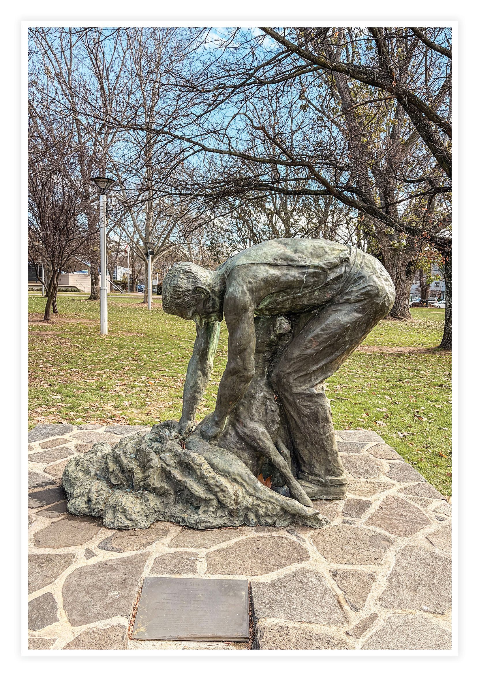Sculpture located at Centennial Park in Cooma by the artist Rex Wright. Sculpture located at Centennial Park in Cooma by the artist Rex Wright.