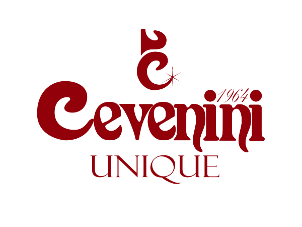Logo esclusivo Cavenini con testo rosso scuro su sfondo bianco.