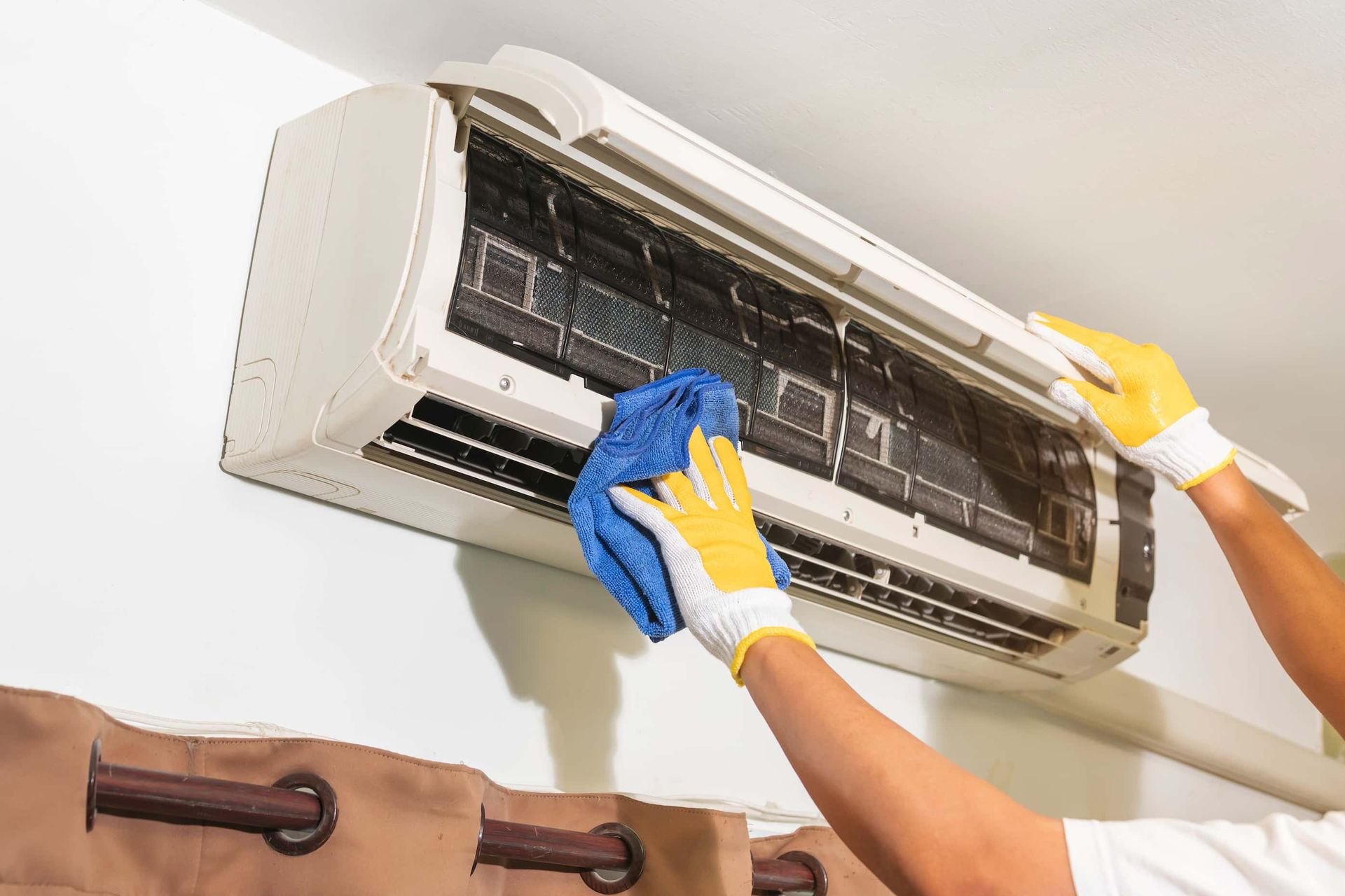 Air Conditioning Cleaning - Electrician Gold Coast
