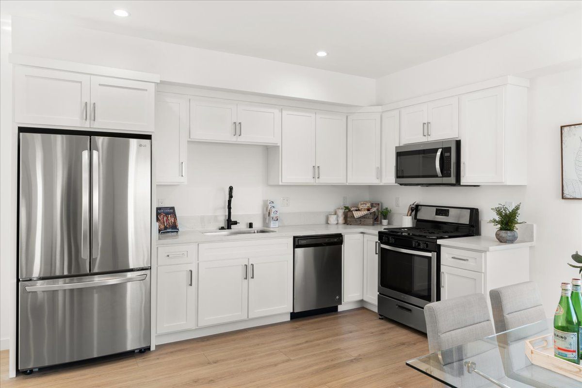 Hazelhurst 5 Coe Real Estate Group Available Homes Los Angeles