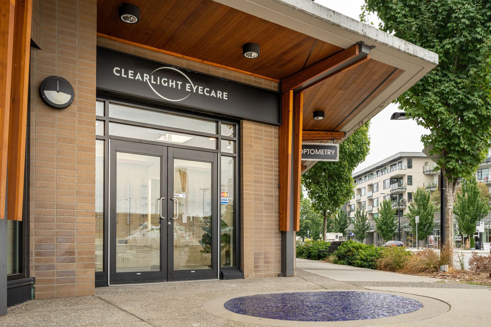 clear-light-eyecare-about