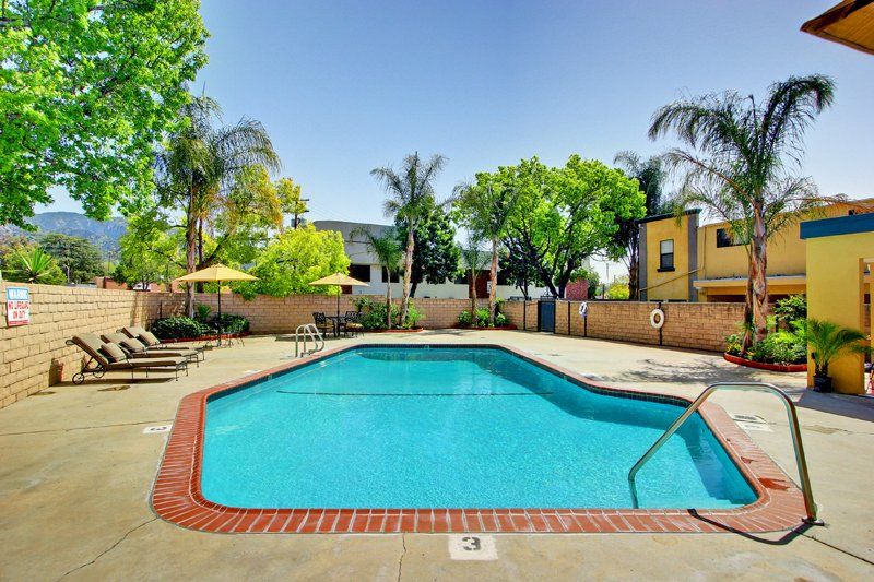 CASTILLIAN APARTMENTS