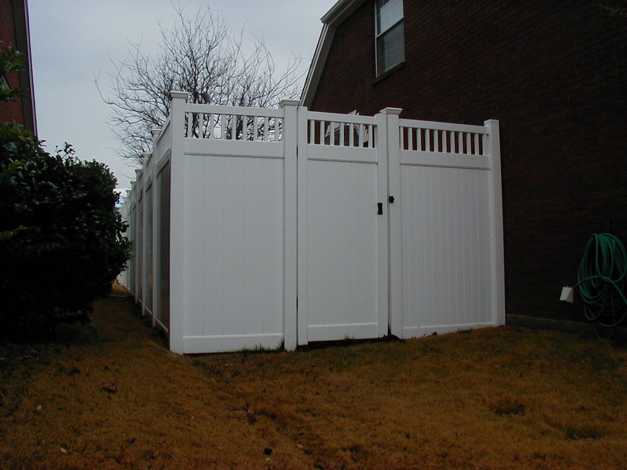 gate