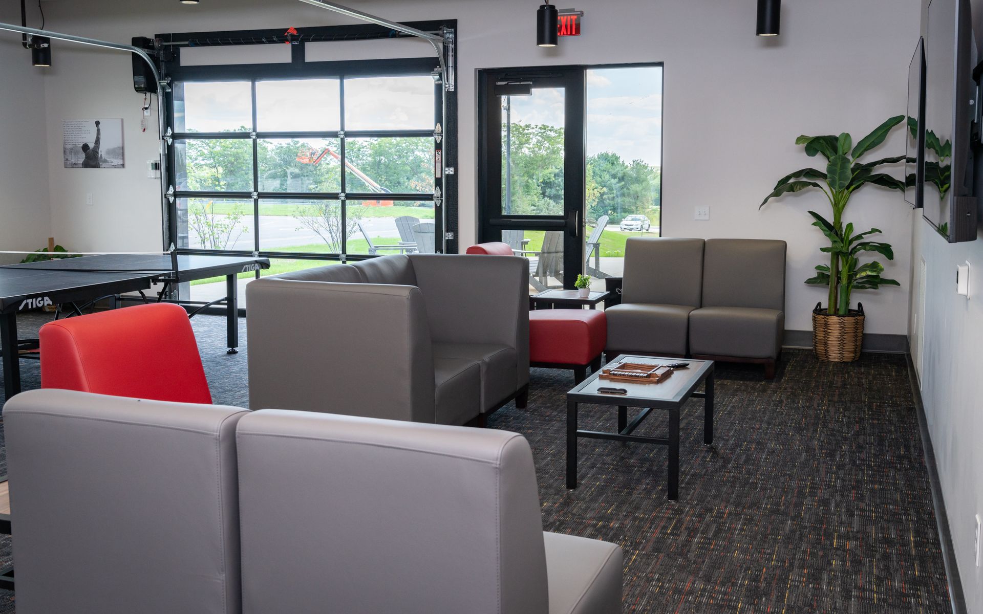 Home College Suites Peosta, IA