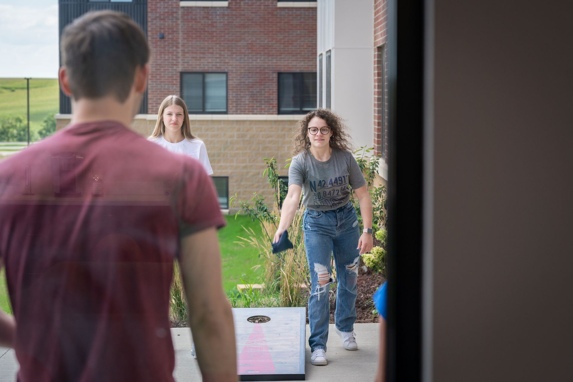 Home College Suites Peosta, IA