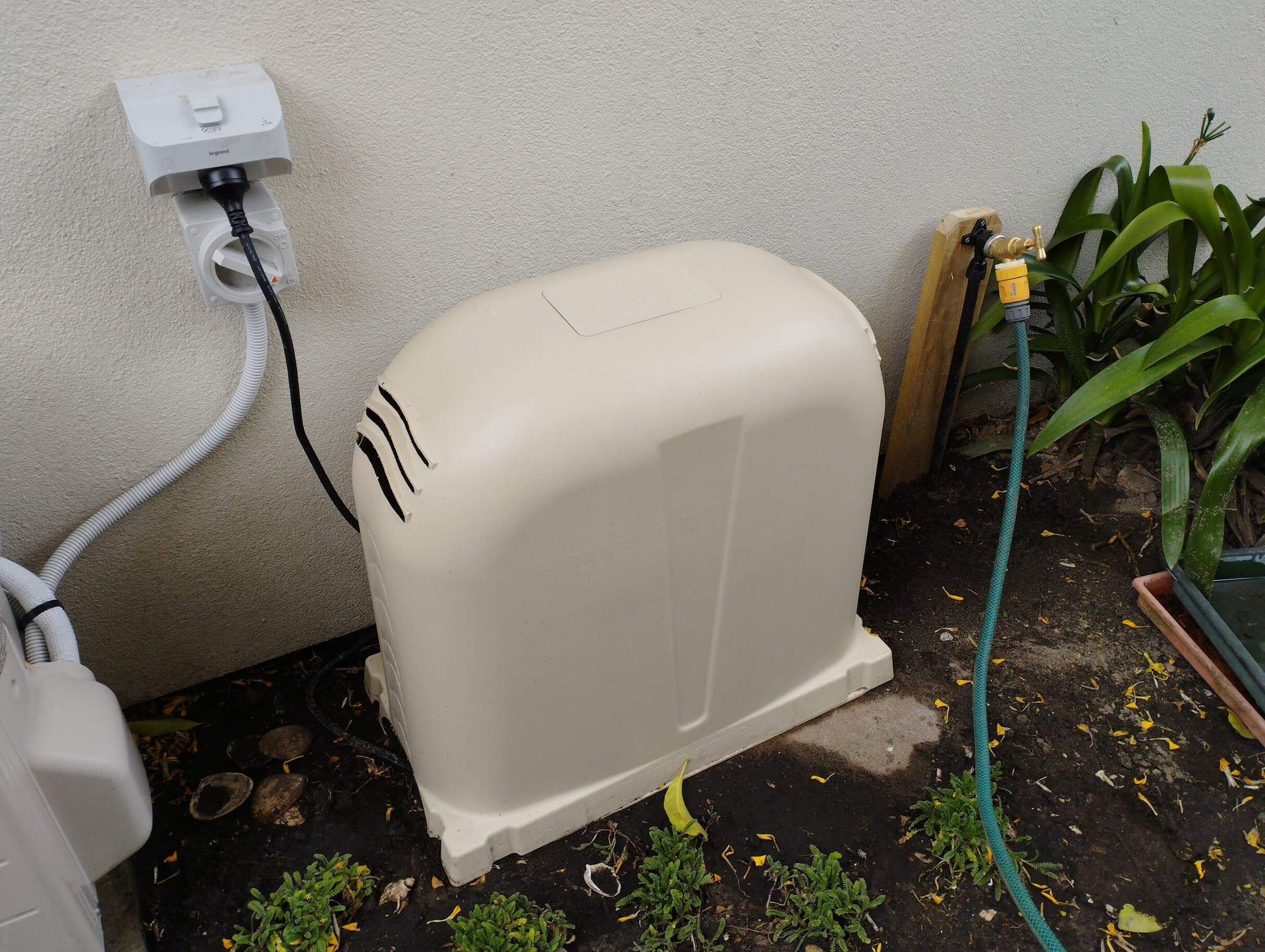 fresh water bore installed in the Bay of Plenty, New Zealand