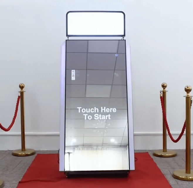 Mirror photo booth on a red carpet