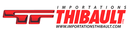 Logo pour Importations Thibault, avec un « T » stylisé rouge et du texte. Adresse du site web ci-dessous.