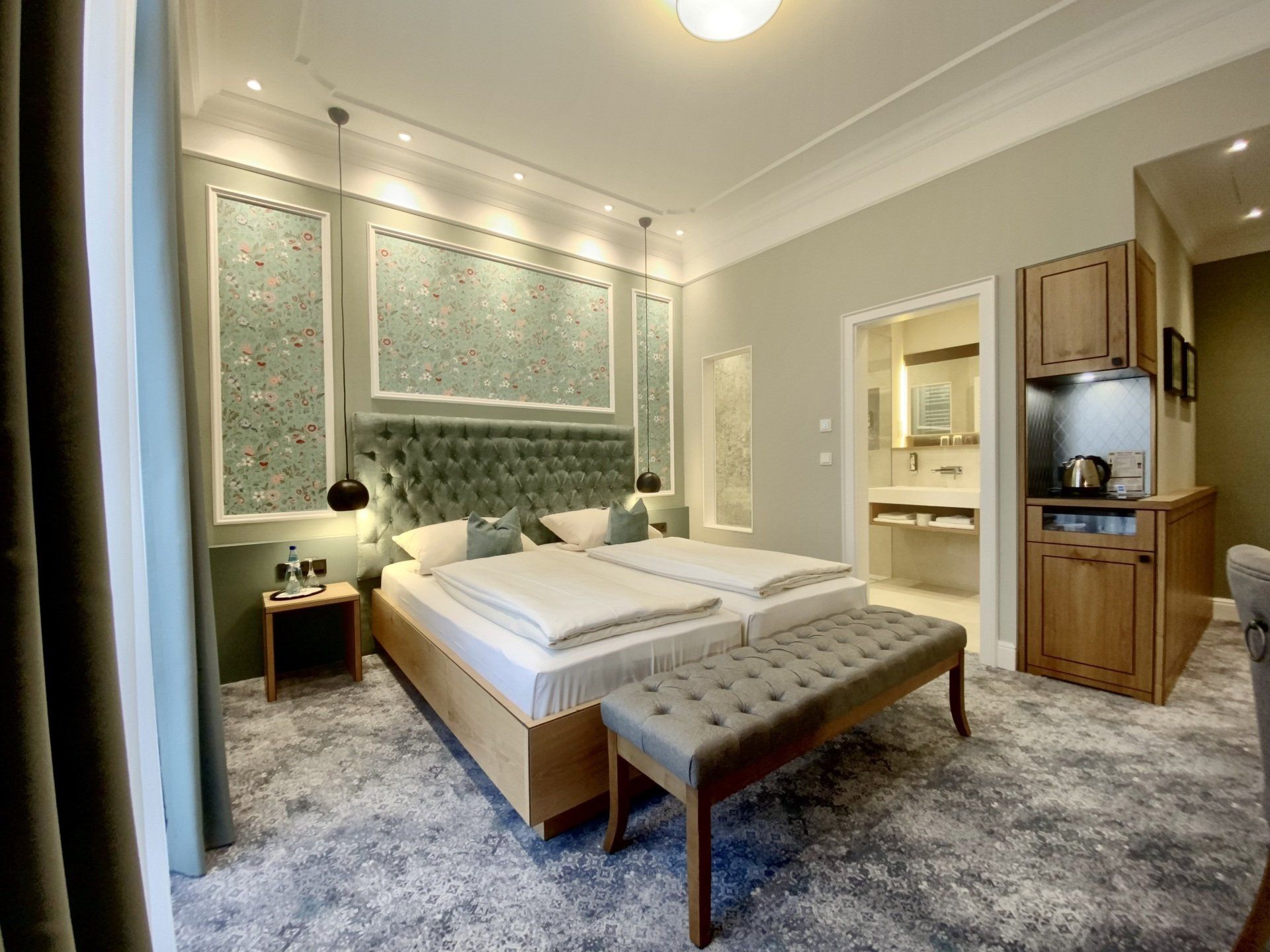 Doppelzimmer Deluxe 112 Hotel West FFM